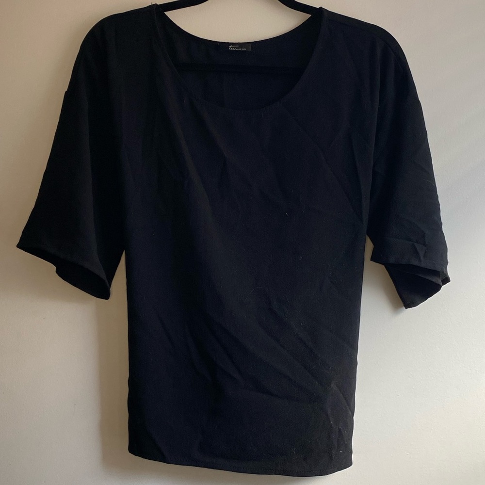 Tua Black Short Sleeve Tied Blouse Size M